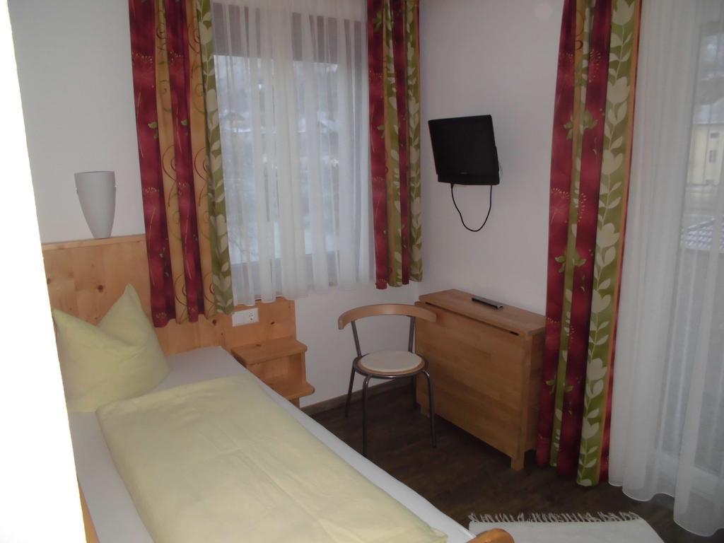 Pension & Ferienwohnung Dullnig Gmund in Karnten Bagian luar foto