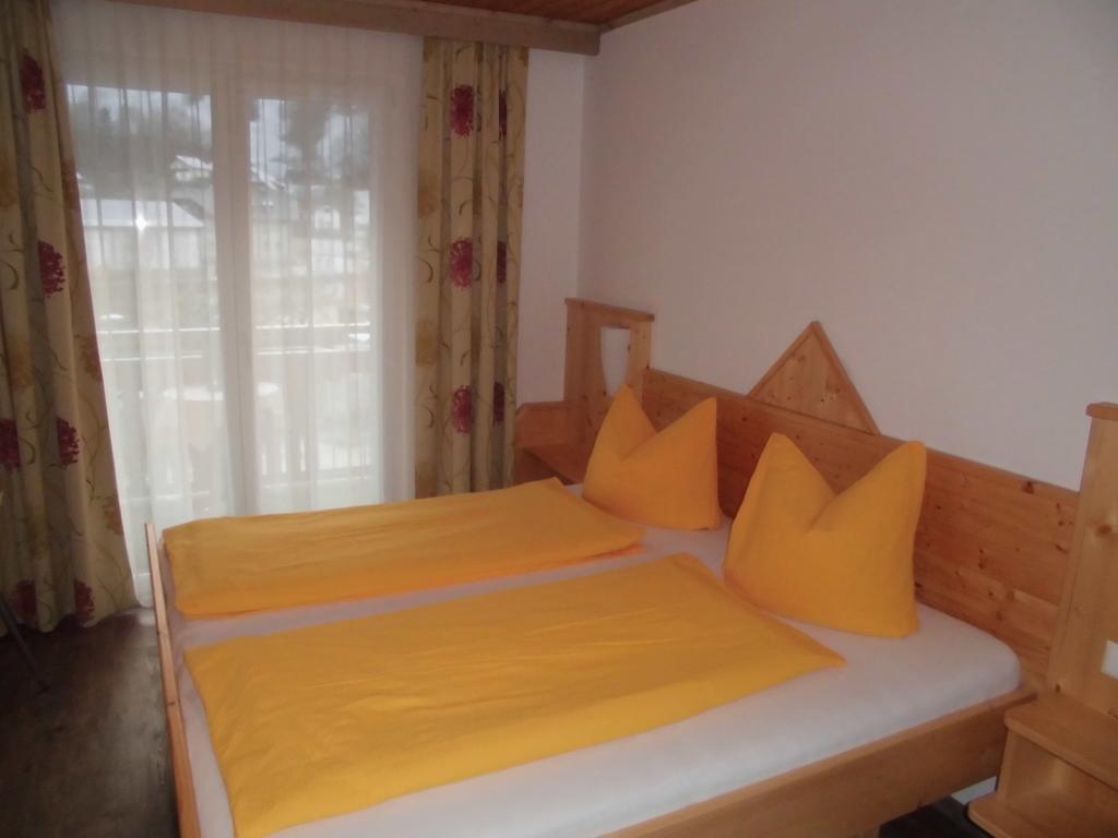 Pension & Ferienwohnung Dullnig Gmund in Karnten Bagian luar foto
