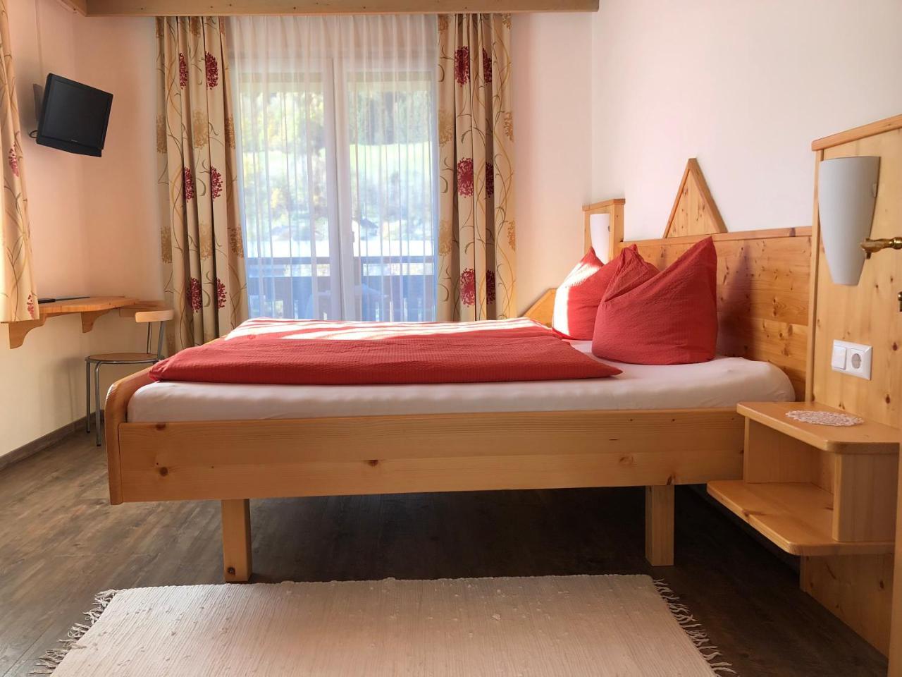 Pension & Ferienwohnung Dullnig Gmund in Karnten Bagian luar foto